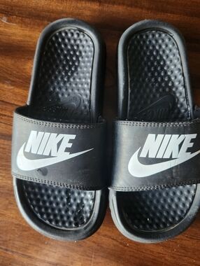Nike Black Slide Sandals with White Logo Kids Youth size 1